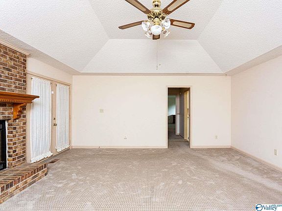 3rd image of 1011 Seina Vista Dr