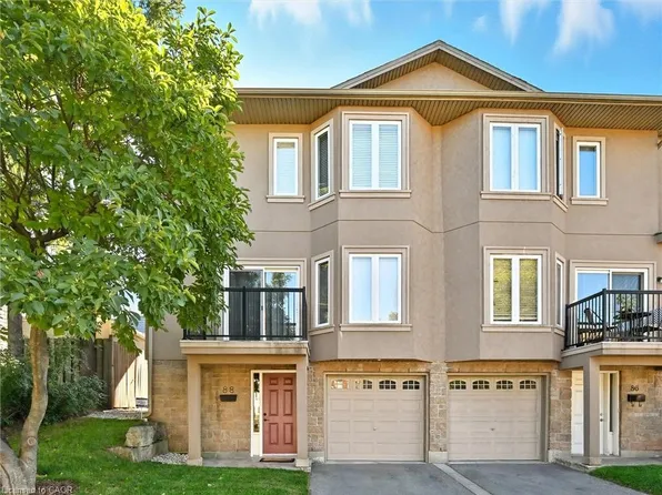 88 Wood St E, Hamilton, ON L8L 3Y4