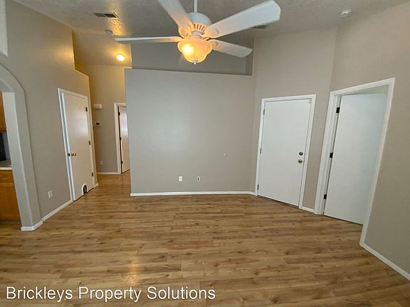 3rd image of 5909 Perseus Ave NW