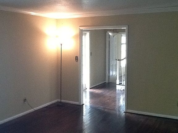3rd image of 3523 Nassau Dr