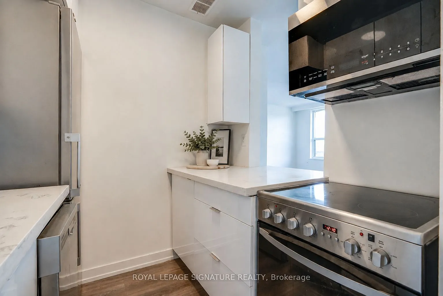 15 Gamble Ave — Photo 2