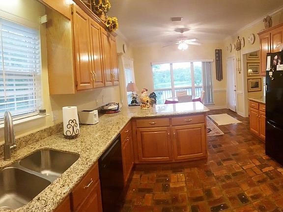 5th image of 2565 Scenic Lake Dr