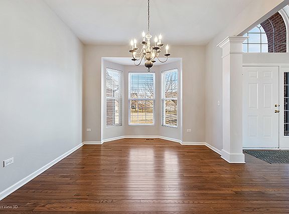 5th image of 7 Dogwood Ct