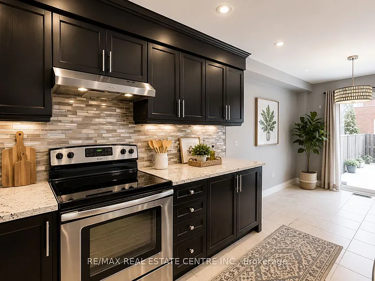 3941 Stardust Dr — Photo 15