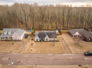 20 Brookhaven Ln, Oakland, TN 38060