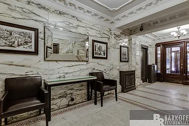 Rented by Barkoff Residential 