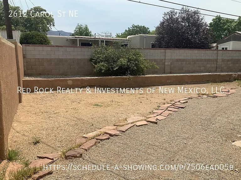 2612 Carol St NE — Photo 22