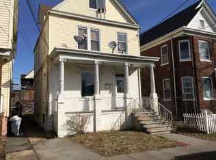 354 Lawrie St, Perth Amboy, NJ 08861