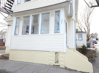 294 Killingly St APT 1, Providence, RI 02909