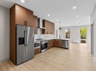 521-529 Franklin St #202, Melrose, MA 02176