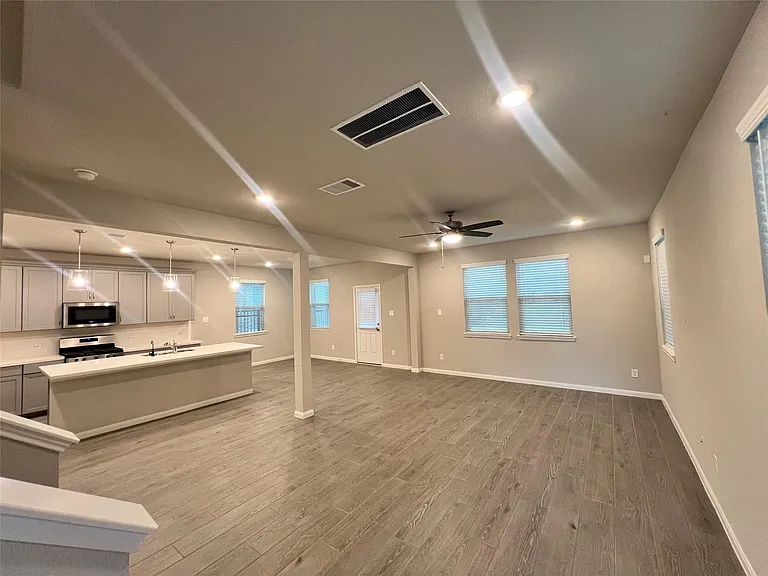 27103 Blue Pool Dr — Photo 6