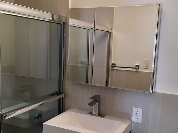 5th image of 218 Madison Ave Ste 2F