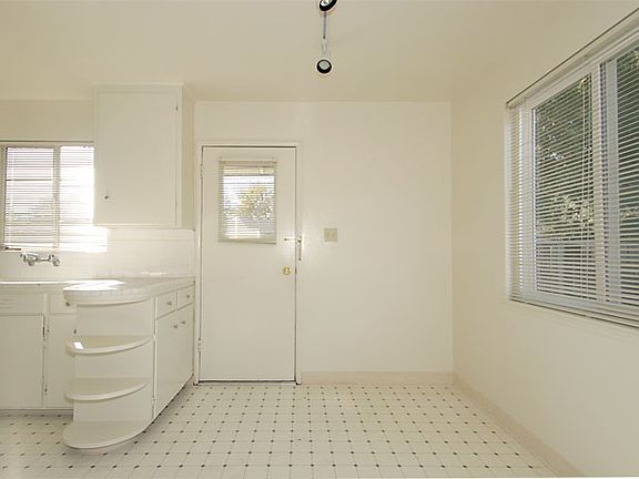 3rd image of 396 Madeline Ct