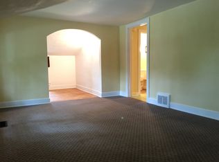 381 6th St #2, Manistee, MI 49660