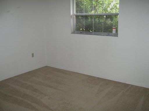 4th image of 7525 Cypress Knoll Dr