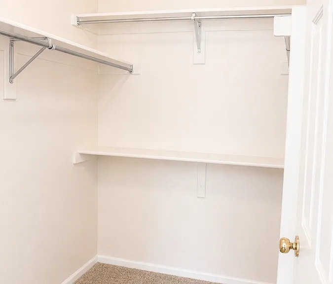 1071 Thornbury Pl — Photo 8