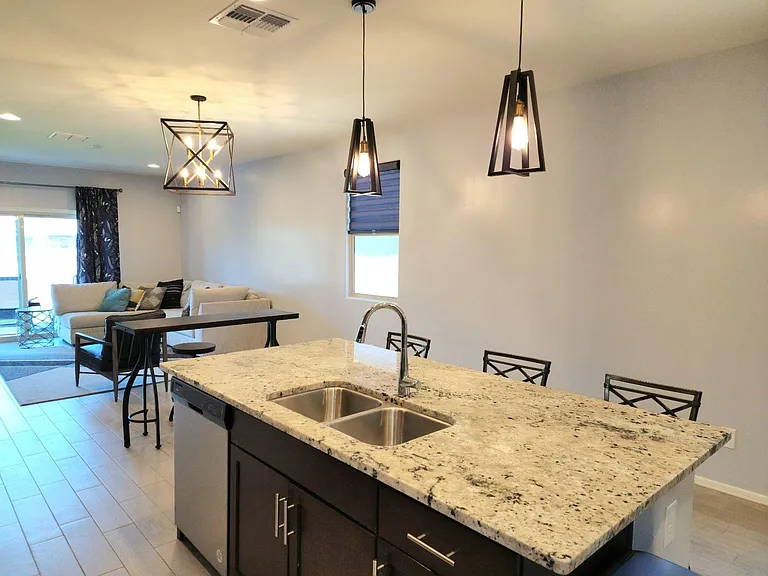 10668 W Dickerson Dr — Photo 9