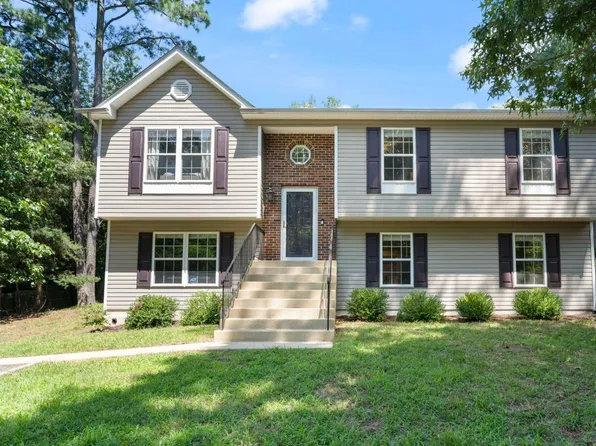 1126 Stagecoach Trl, Lusby, MD 20657