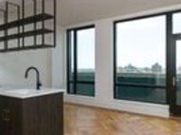 3rd image of 320 Wythe Ave #1607