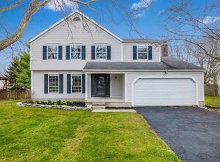 348 Green Meadows Dr W, Powell, OH