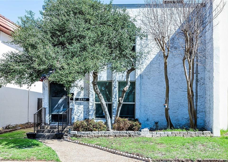 1st image of 2231 Seville Ct