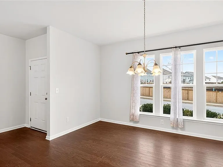 5377 Fountain Head Ln — Photo 9