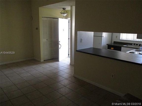 5th image of 21383 NE 8th Ct APT 2
