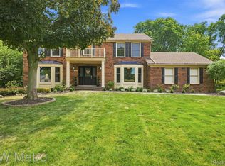 12675 Portsmouth Ct, Plymouth, MI 48170