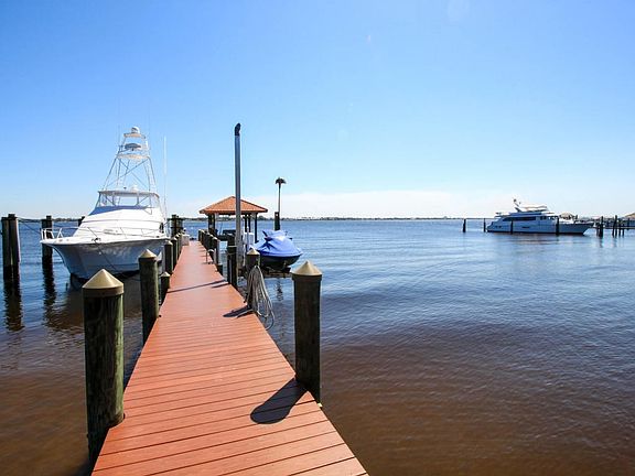 Waterfront/Dock