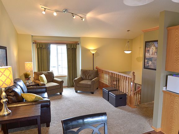 5th image of 110 Connie Ln