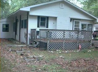 8685 E Pine St, White Cloud, MI 49349