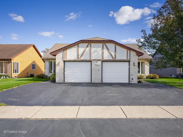 7203 S 86th Ave, Justice, IL 60458