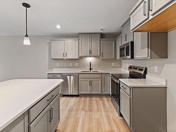 4th image of 539 Tradition Rdg #81102