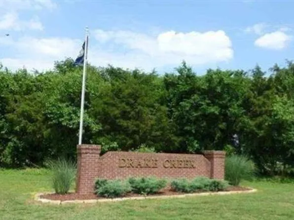 100-101 Torrey Pines Dr #102, Ledbetter, KY 42058