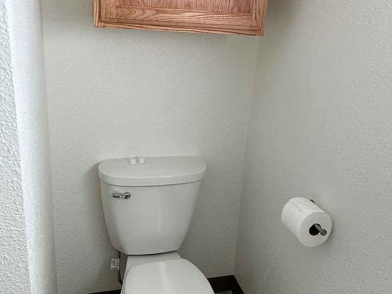 2333 White Ave — Photo 6