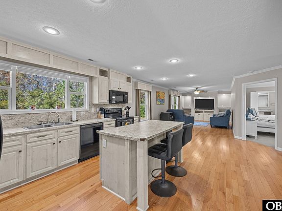 5th image of 87 Pearce Point Dr Lot 4 & 5