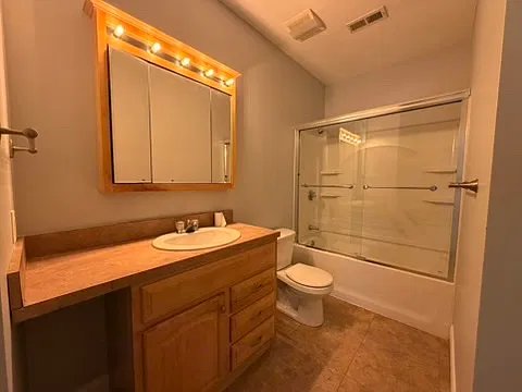 2 bed, 1000 sqft, $1,750 — Photo 2