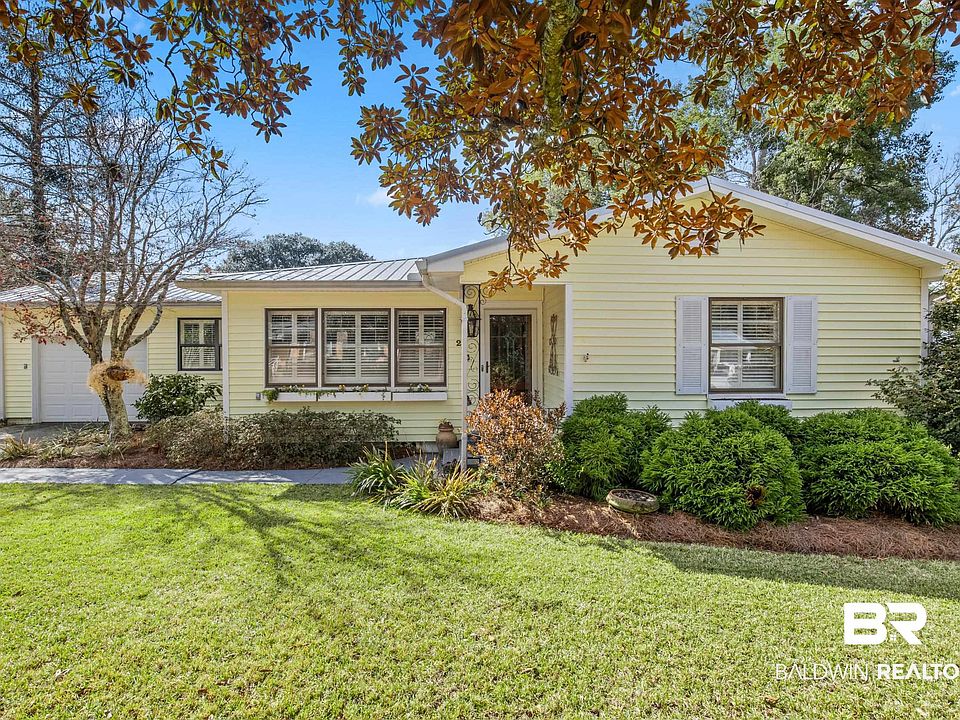1st image of 214 Pinecrest Ln