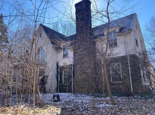 3592 Greenwich Rd, Barberton, OH 44203