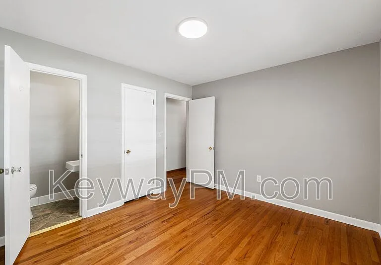 3301 Westmont Dr — Photo 12