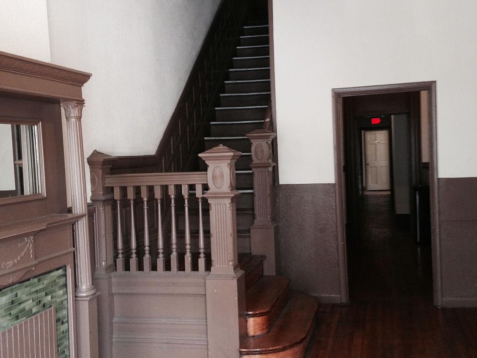 2nd image of 1102 Grove Ave APT 3B
