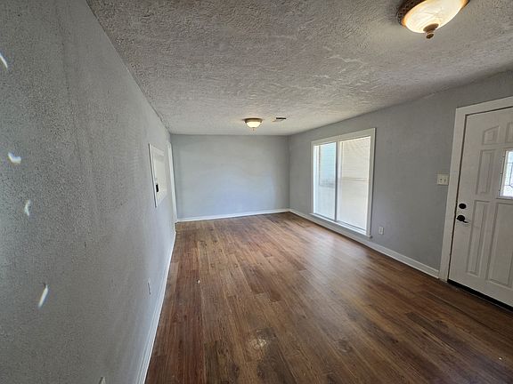 3rd image of 7706 Thurow St