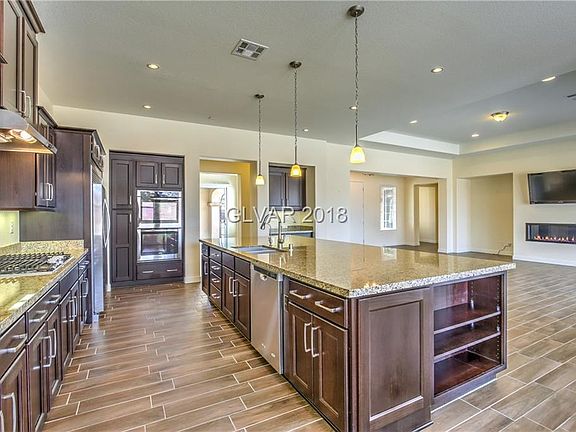 5th image of 6075 Gabrielle Carol Ct