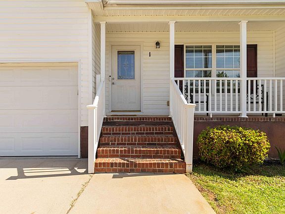 3rd image of 1 Sandalwood Ln