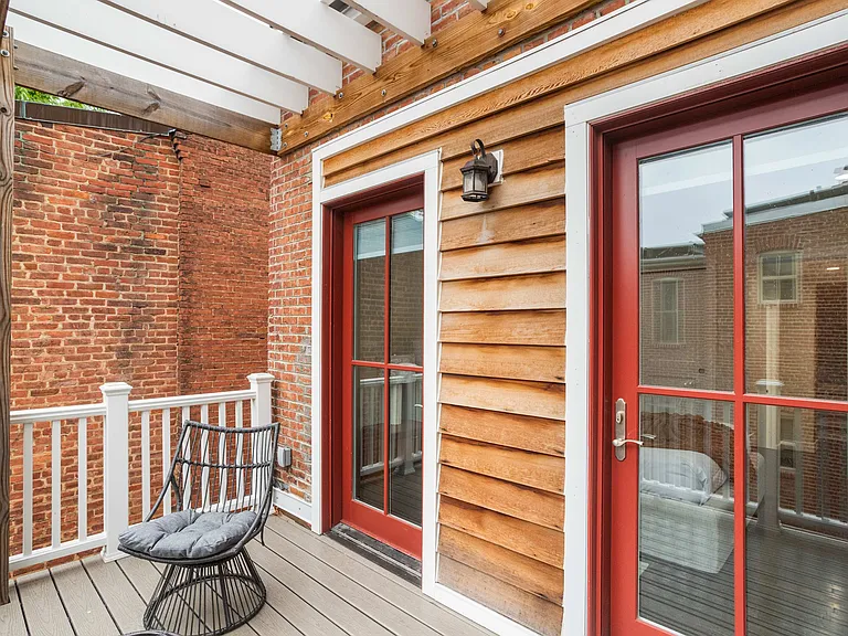 327 E Capitol St SE #2 — Photo 29