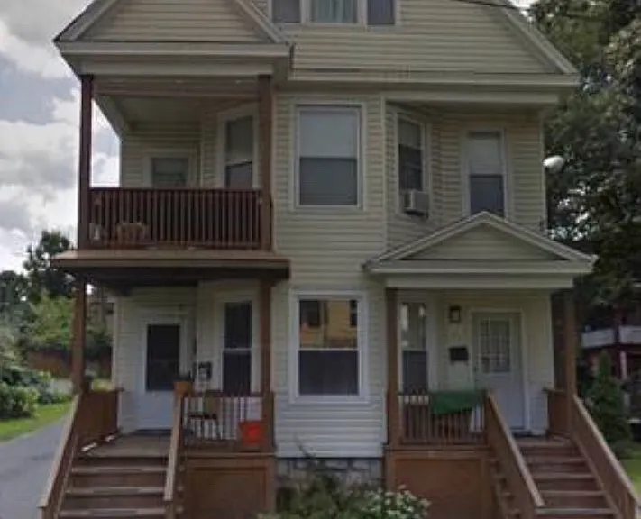 613-15 Kirkland St — Photo 1