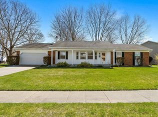 1306 Beacon Ct, Mishawaka, IN