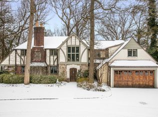 19 West Dr, Larchmont, NY 10538