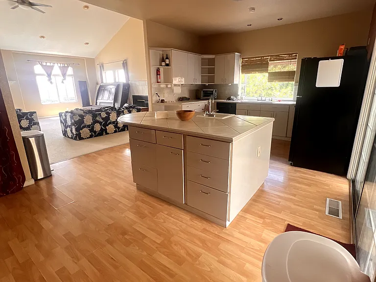 10072 Rose View Dr — Photo 10