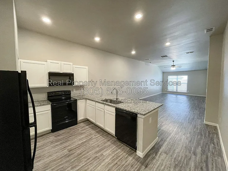2103 North Ave #J-B — Photo 3